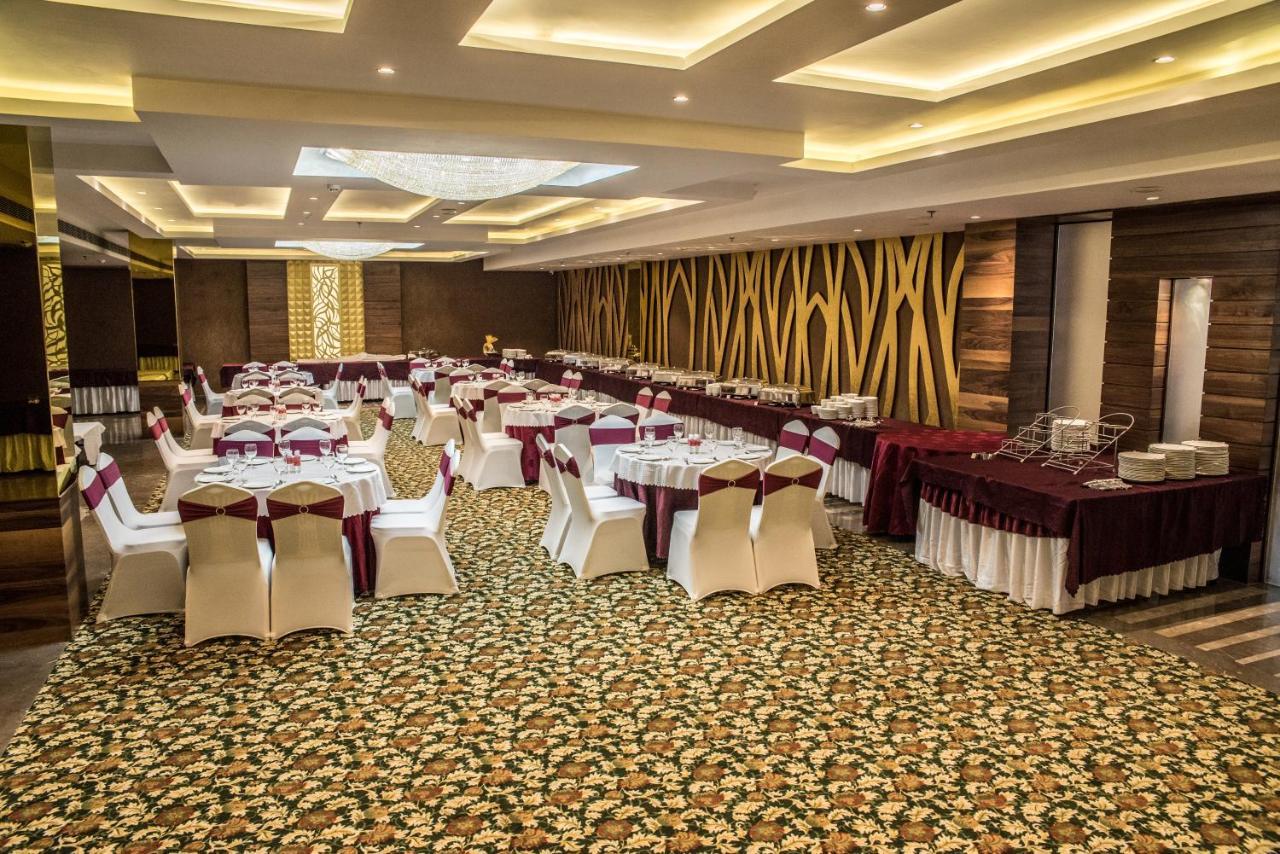 Regenta Central Amritsar Dış mekan fotoğraf